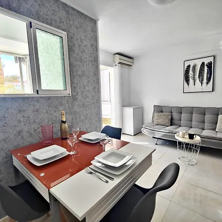 Versailles 2-9 Apartamento